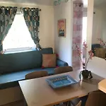 Mobil Climatise Camping 4* Du Roi Les Jardins De Tivoli