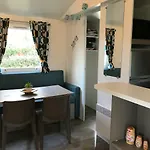 Mobil Climatise Camping 4* Du Roi Les Jardins De Tivoli Hotel