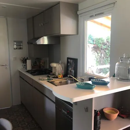 Mobil Climatise Camping 4* Du Roi Les Jardins De Tivoli 4*