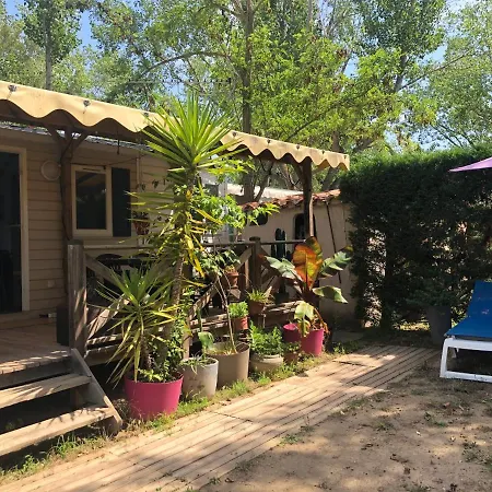 Hotel Mobil Climatise Camping 4* Du Roi Les Jardins De Tivoli 4*