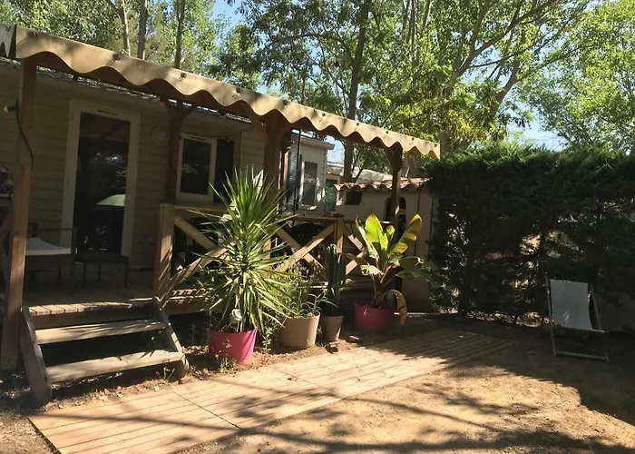 Mobil Climatise Camping 4* Du Roi Les Jardins De Tivoli Hotel 4*